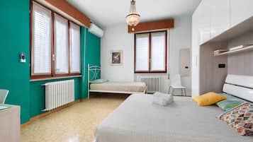 1 dormitori, wifi gratuïta i roba de llit