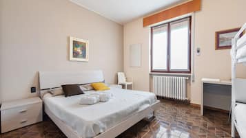 1 dormitori, wifi gratuïta i roba de llit