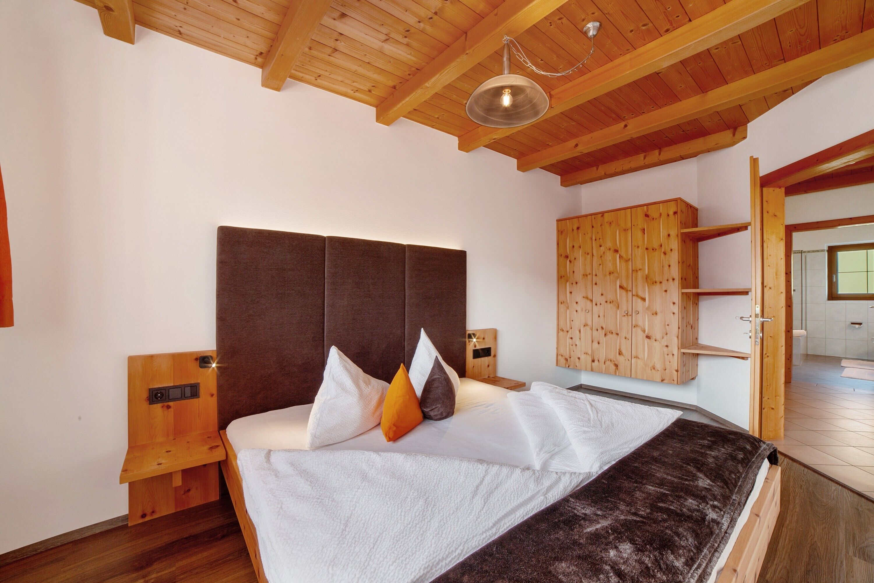 2 chambres, Wi-Fi gratuit, draps fournis