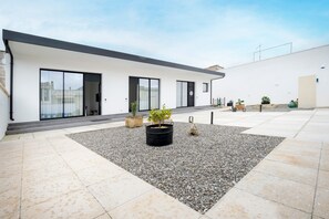 Exterior - Holiday Home 'Uno' with Shared Terrace, Wi-Fi and Air Conditioning (Melendugno)