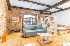 Iron/ironing board, free WiFi, bed sheets - Studio 'Judería' with Wi-Fi (Segovia)