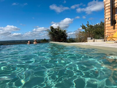 Refugio de Paz en el Corazón de Entre-Deux-Mers: Encantadora Casa con Piscina, Sauna y Naturaleza