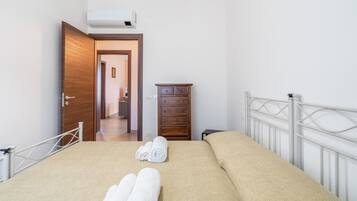 2 bedrooms, free WiFi, bed sheets