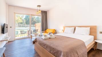 1 bedroom, free WiFi, bed sheets