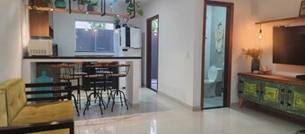 Beachfront Triplex in Arraial do Cabo! Wi-Fi, swimming pool and 40 m from the beach