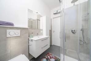 Shower, bidet