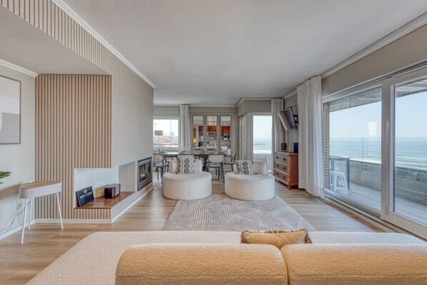 Smart TV, fireplace - Apartment 3BD Praia Porto Matosinhos (Matosinhos)