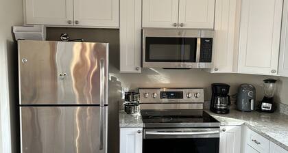 Open Concept Home on Canal. Great for Boating Fishing Crabbing and Swimming.