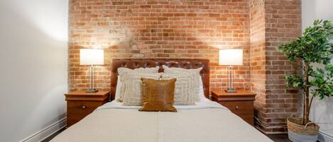 1 غرفة نوم ومكواة/لوح كي وواي فاي مجانًا وملاءات أسرّة