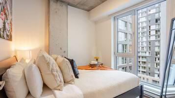 1 bedroom, iron/ironing board, free WiFi, bed sheets