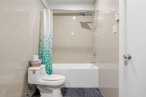 Hårtork och handdukar