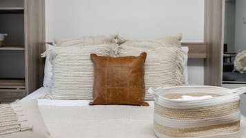 1 chambre, fer et planche Ă repasser, Wi-Fi gratuit, draps fournis