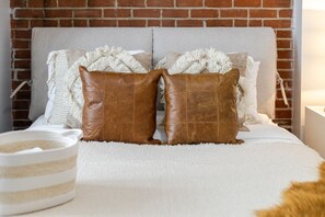 2 chambres, fer et planche à repasser, Wi-Fi gratuit, draps fournis