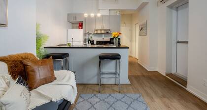 Snug Studio on Bishop DT MTL