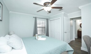 8 bedrooms, desk, iron/ironing board, free WiFi