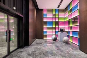 Lobby - Hampton by Hilton Zhangjiajie Tianmen Mountain (Zhangjiajie)