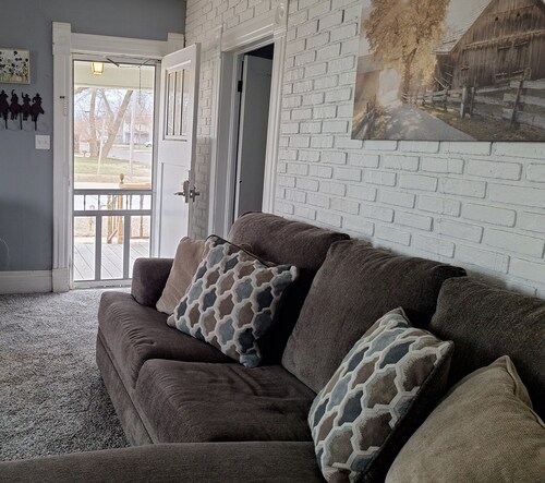 The 1860 - Your family will be close to everything when you stay at here.