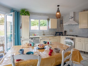 Fridge, microwave, oven, dishwasher - Fleur d'été by Interhome (La Bernerie-en Retz)