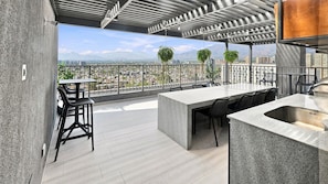 Apartment | Outdoor dining - Oceana Suites La Florida Friolan Roa (Santiago)