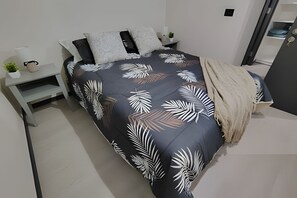 Departamento | 1 habitación, decoración personalizada y muebles diferentes 