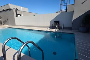 Departamento | Alberca | Alberca al aire libre por temporada 