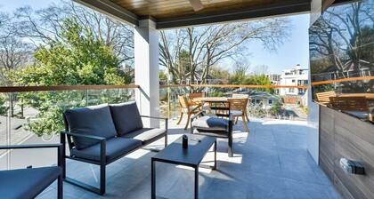 Veranda with skyline views