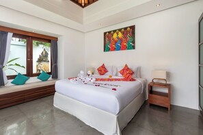 3 bedrooms, in-room safe, iron/ironing board, free WiFi - Villa Isabella, Beautiful Luxury 3 Br Villa (Seminyak)