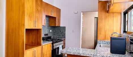 Oven, stovetop