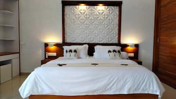 4 bedrooms, bed sheets