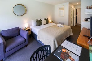 1 bedroom, desk, iron/ironing board, free WiFi