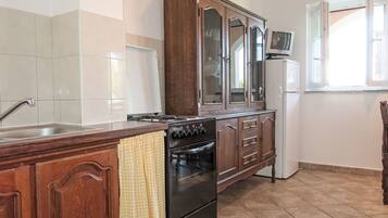 Fridge, microwave, oven, toaster