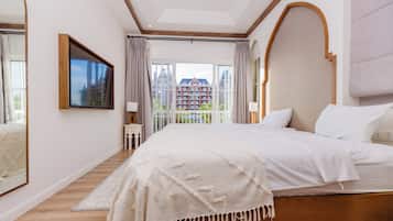 Superior Villa, Multiple Beds, Beach View | 2 bedrooms, pillowtop beds, minibar, laptop workspace
