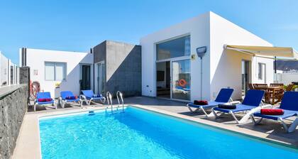 Villa Blue New Horizont avec vue sur la mer, Wi-Fi et climatisation