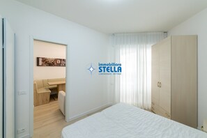 2 bedrooms