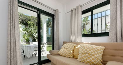 Villa 'Bali' with Mountain View, Private Pool and Wi-Fi