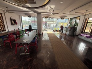 Khu tiếp khách ở sảnh