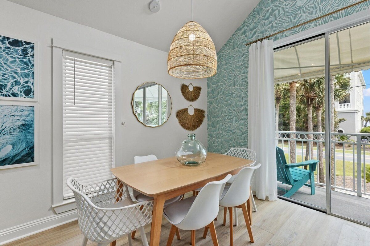 Photo 2 of Nantucket Cottages Crystal Beach 7A: Pet-friendly w/ Gulf views, steps from the beach.