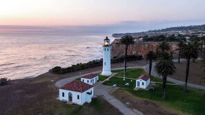 Imagen sin descripción, 4 de 30, botón