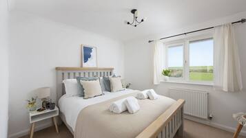 3 Schlafzimmer, Bügeleisen/Bügelbrett, WLAN, Bettwäsche