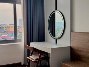 Superior Room, City View | Desk, laptop workspace, free WiFi - TCICO Hotel (Thai Nguyen)