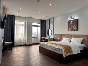 Superior Room, City View | Desk, laptop workspace, free WiFi - TCICO Hotel (Thai Nguyen)