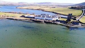 Exterior - Cozy Waterside Retreat Ballyvaughan 3 (Ballyvaughan)