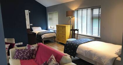 Studio Apartment sleeps up to 4 guests in Kinvara