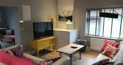 Studio Apartment sleeps up to 4 guests in Kinvara