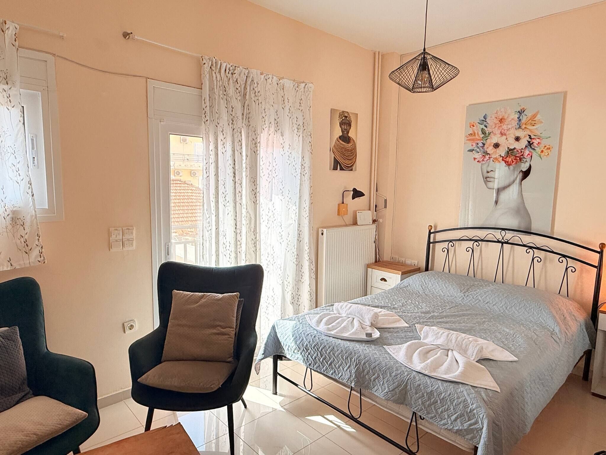 1 quarto, ferros/tábuas de passar roupa, acesso à internet