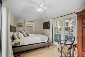 3 chambres, bureau, fer et planche à repasser, Wi-Fi gratuit