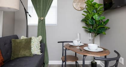 Little Rock Hideaway Cozy, Chic & Convenient