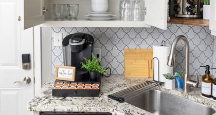 Family Fun Oasis: Near Museums | Parks | Pets