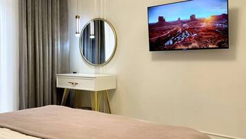 2 bedrooms, iron/ironing board, WiFi, bed sheets