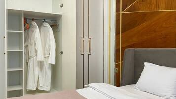 2 slaapkamers, een strijkplank/strijkijzer, wifi, beddengoed